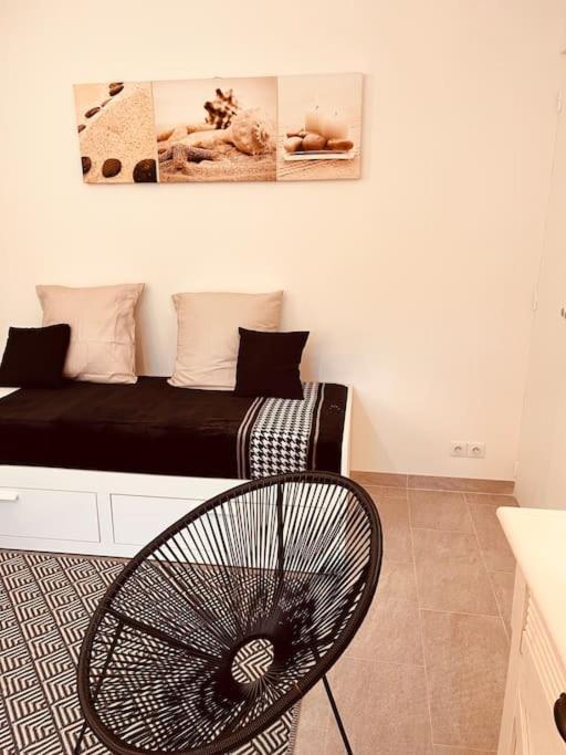 Studio Jardin Privatif 300M De La Plage Sainte-Maxime Exterior foto